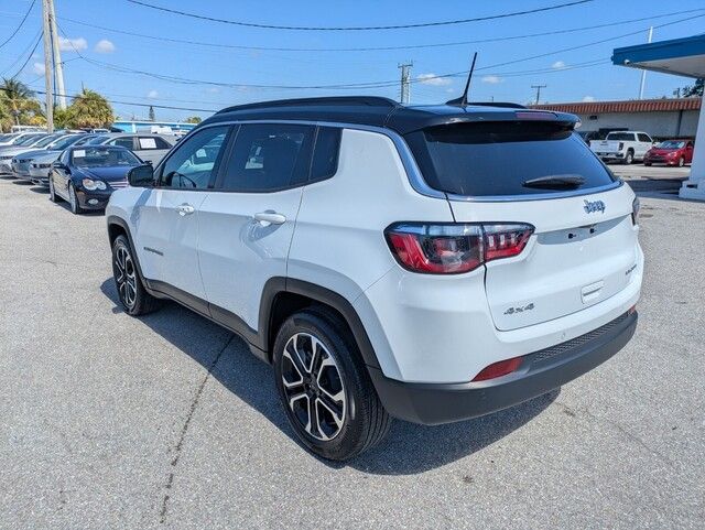 2024 Jeep Compass Limited photo 4