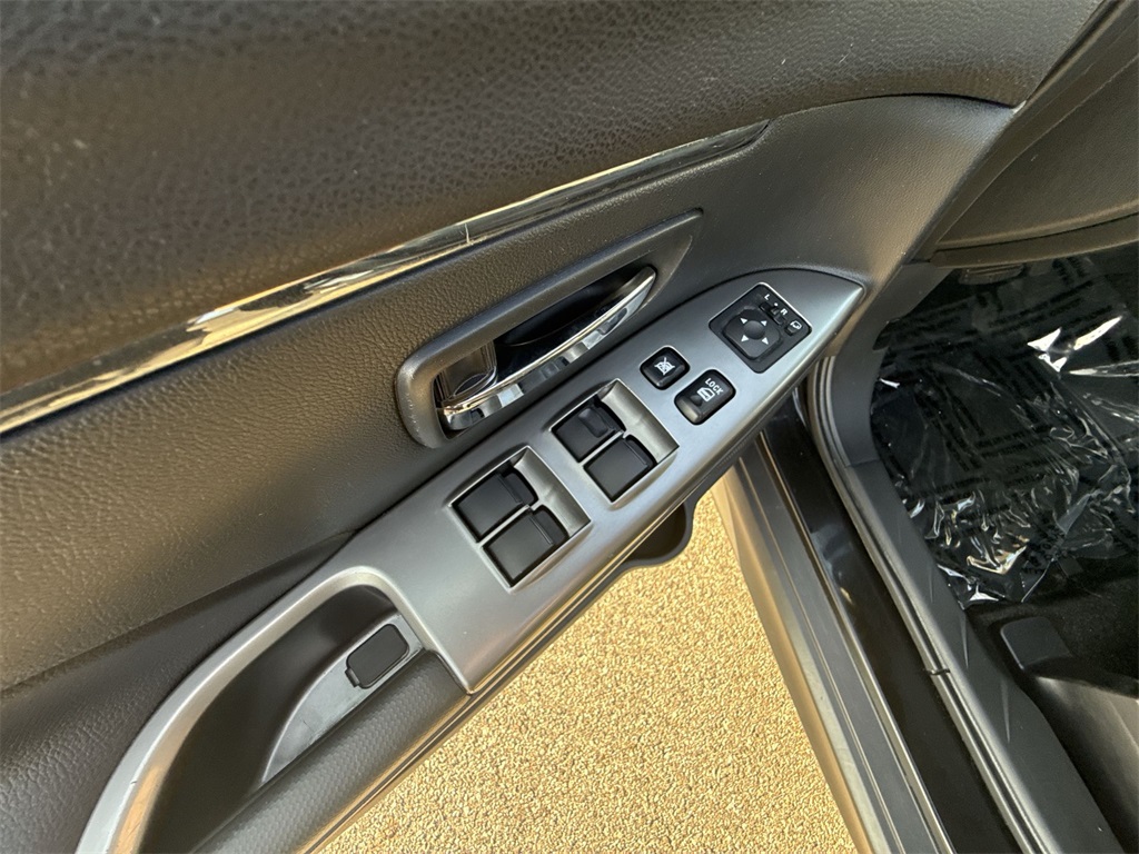 2022 Mitsubishi Outlander Sport SE photo 11