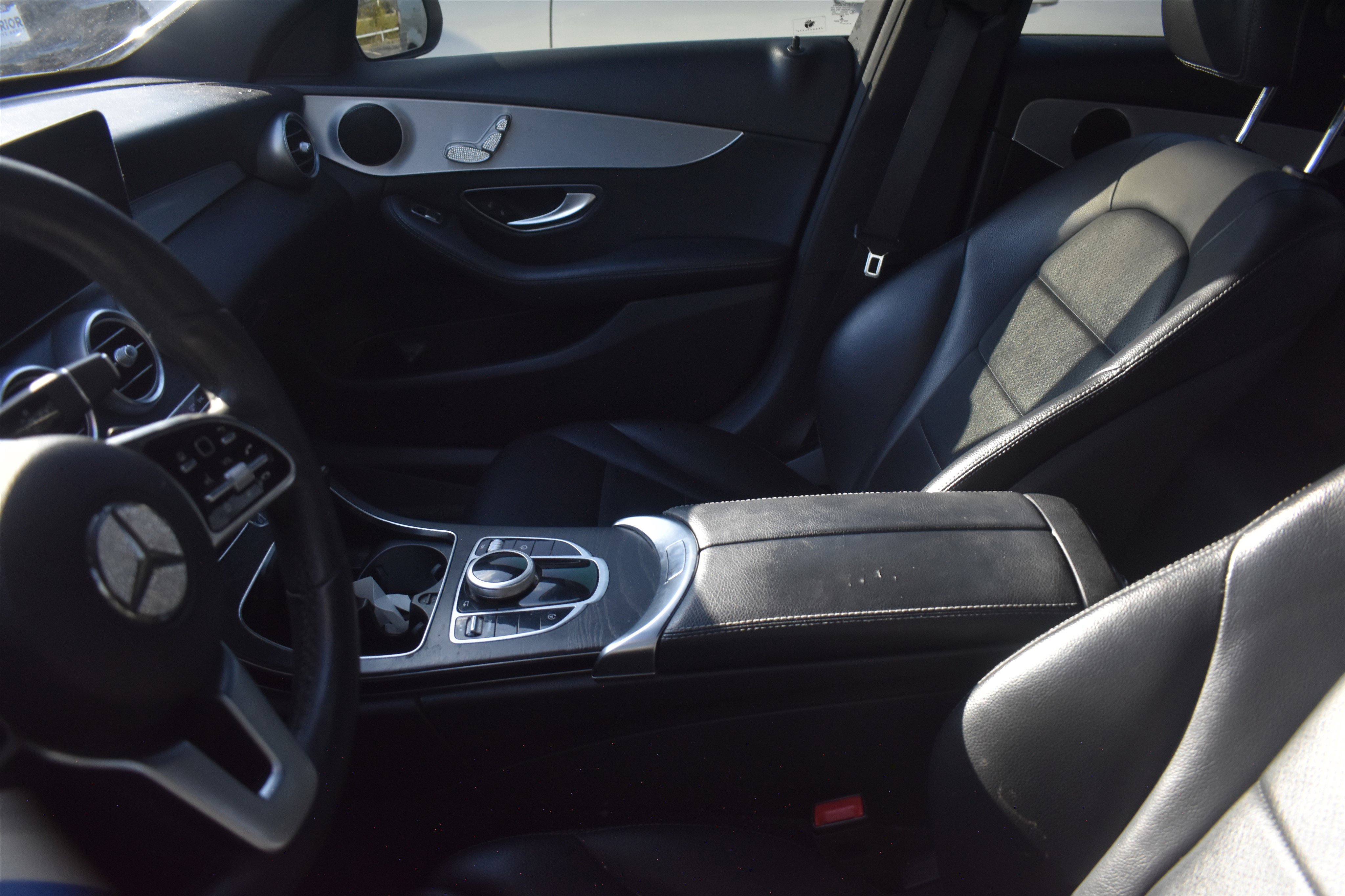 2019 Mercedes Benz C 300 photo 3