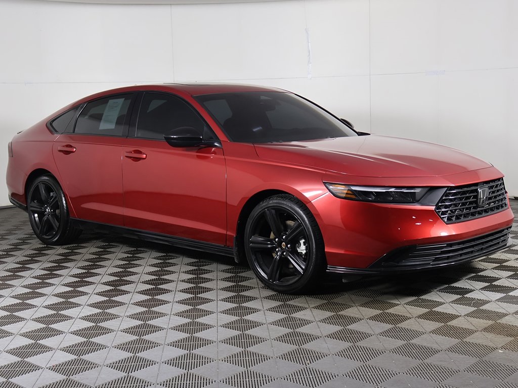 2024 Honda Accord Hybrid Sport-L photo 2