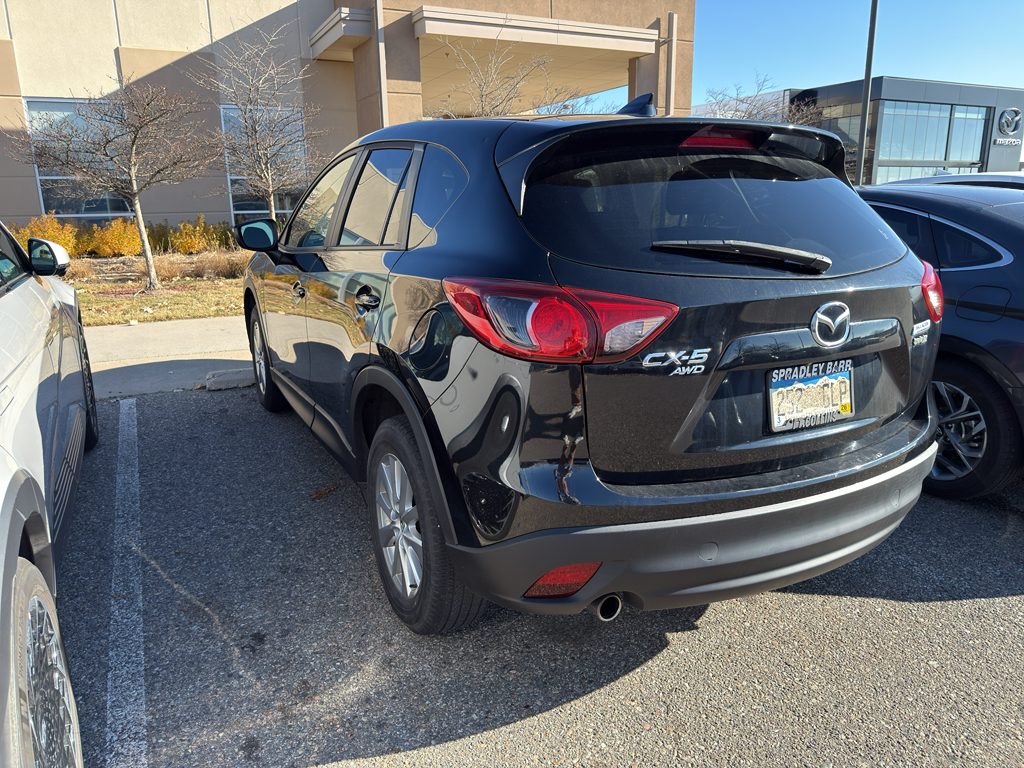 2016 Mazda CX-5 Touring photo 3