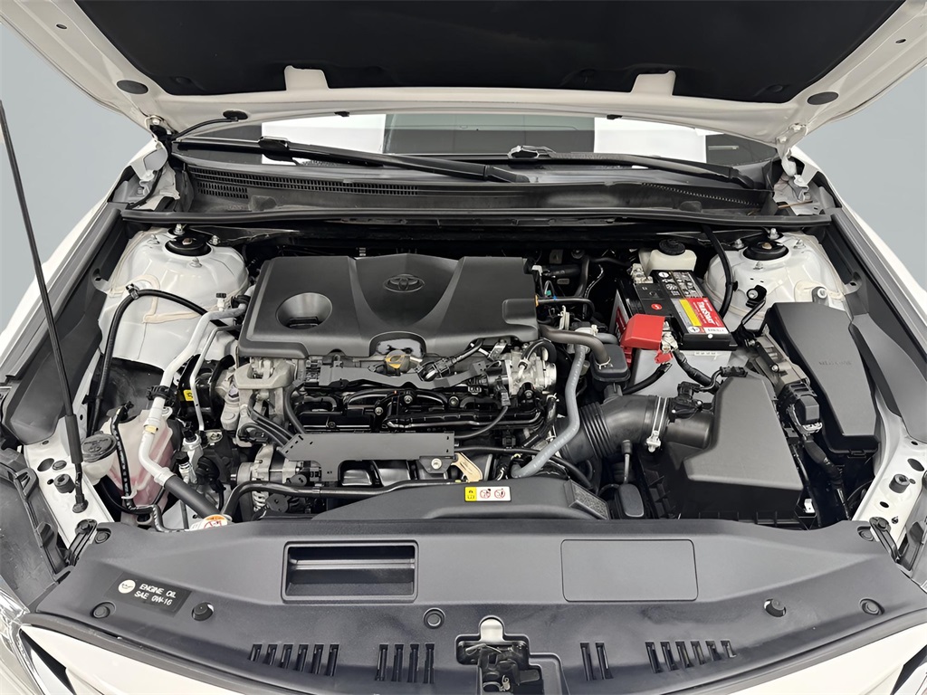 2022 Toyota Camry LE photo 18
