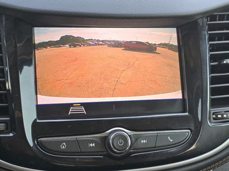 2020 Chevrolet Trax LT photo 21