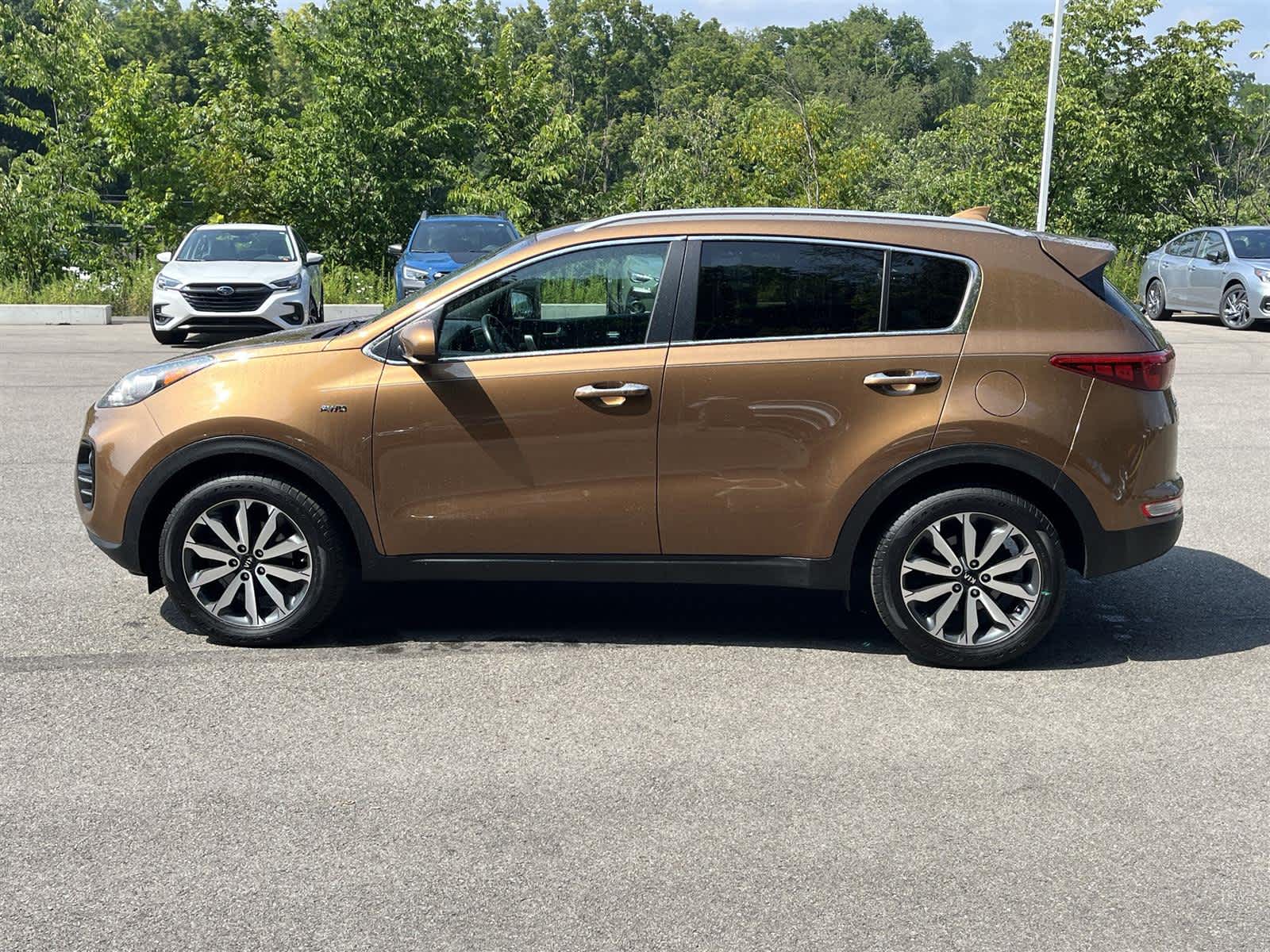 2017 Kia Sportage EX photo 2