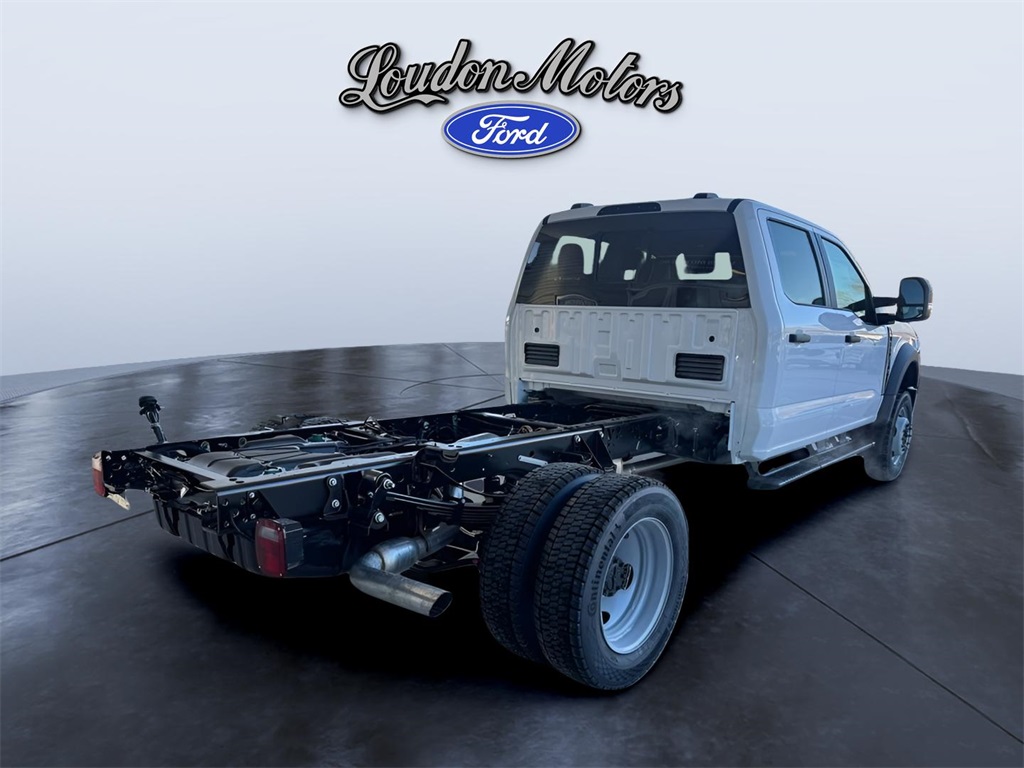 2024 Ford F-550 photo 4