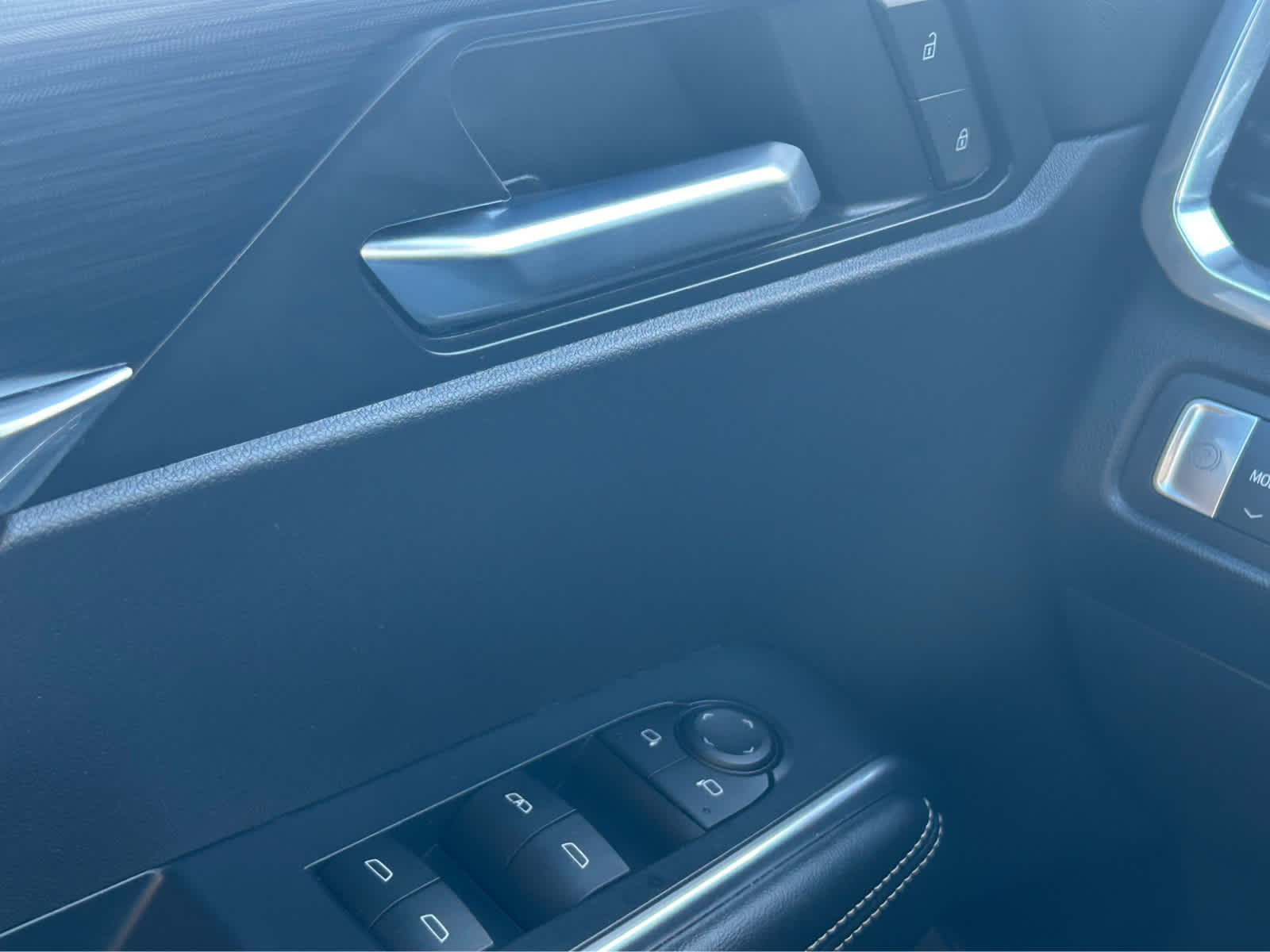 2025 Gmc Acadia Elevation photo 9