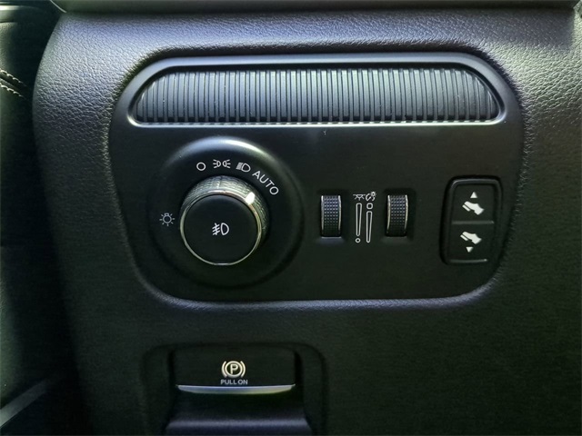 View 30