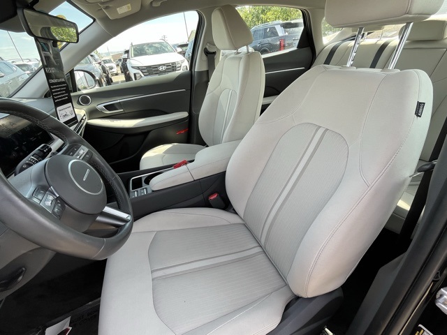 2025 Hyundai Sonata Hybrid SEL photo 19