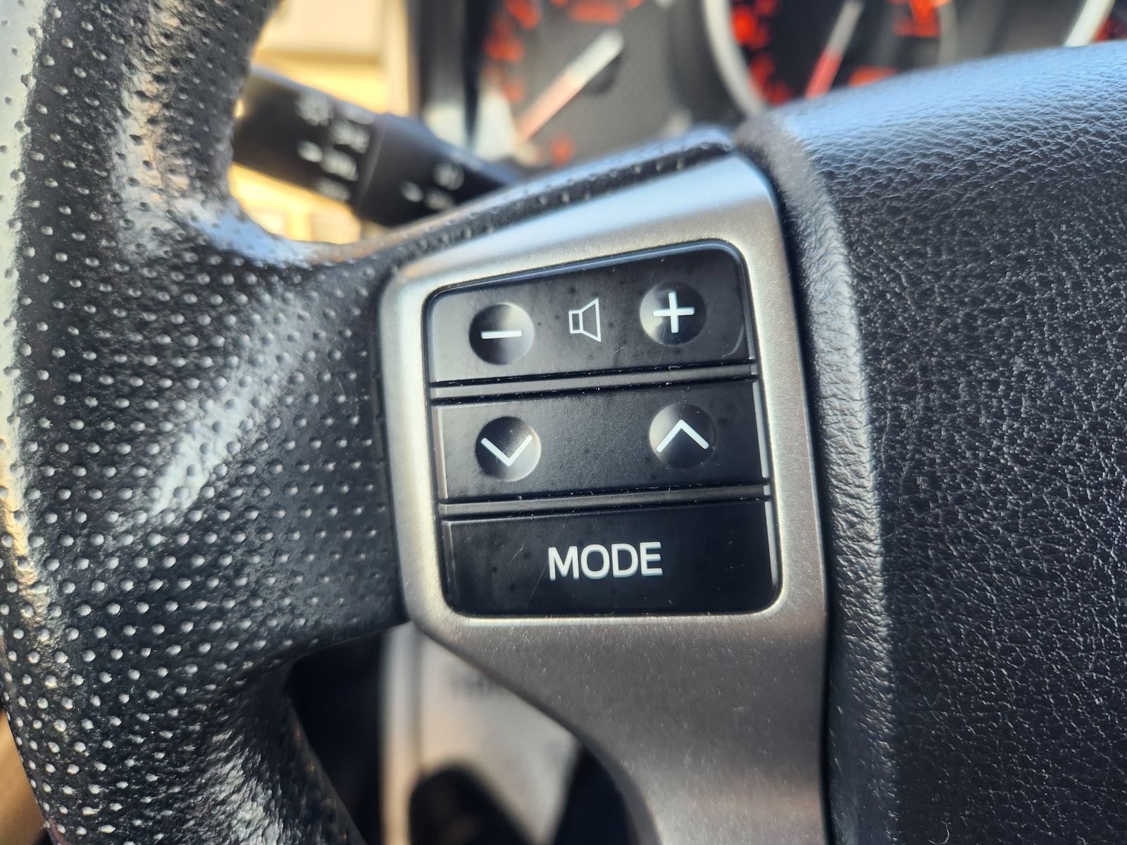 2013 Toyota 4Runner SR5 photo 13