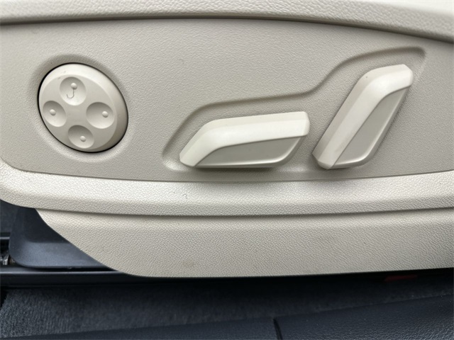 2018 Audi Q5 2.0T Premium Plus photo 3