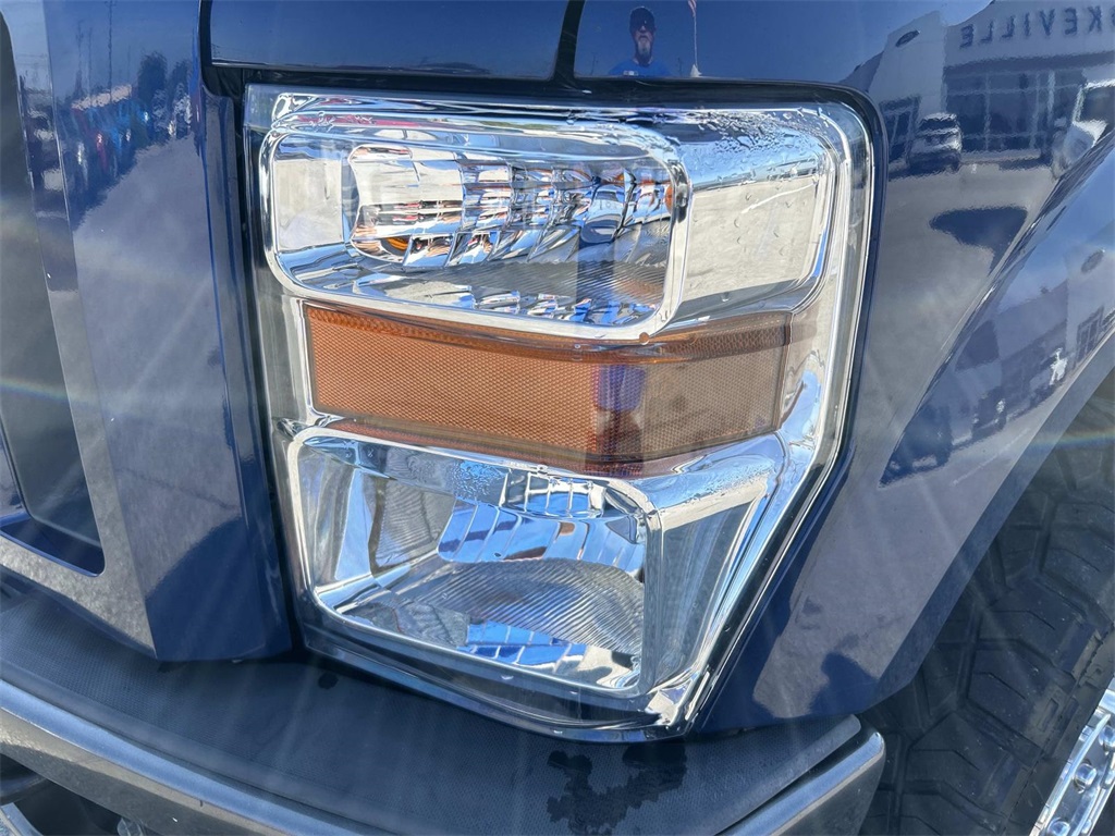 2009 Ford F-250 FX4 photo 10