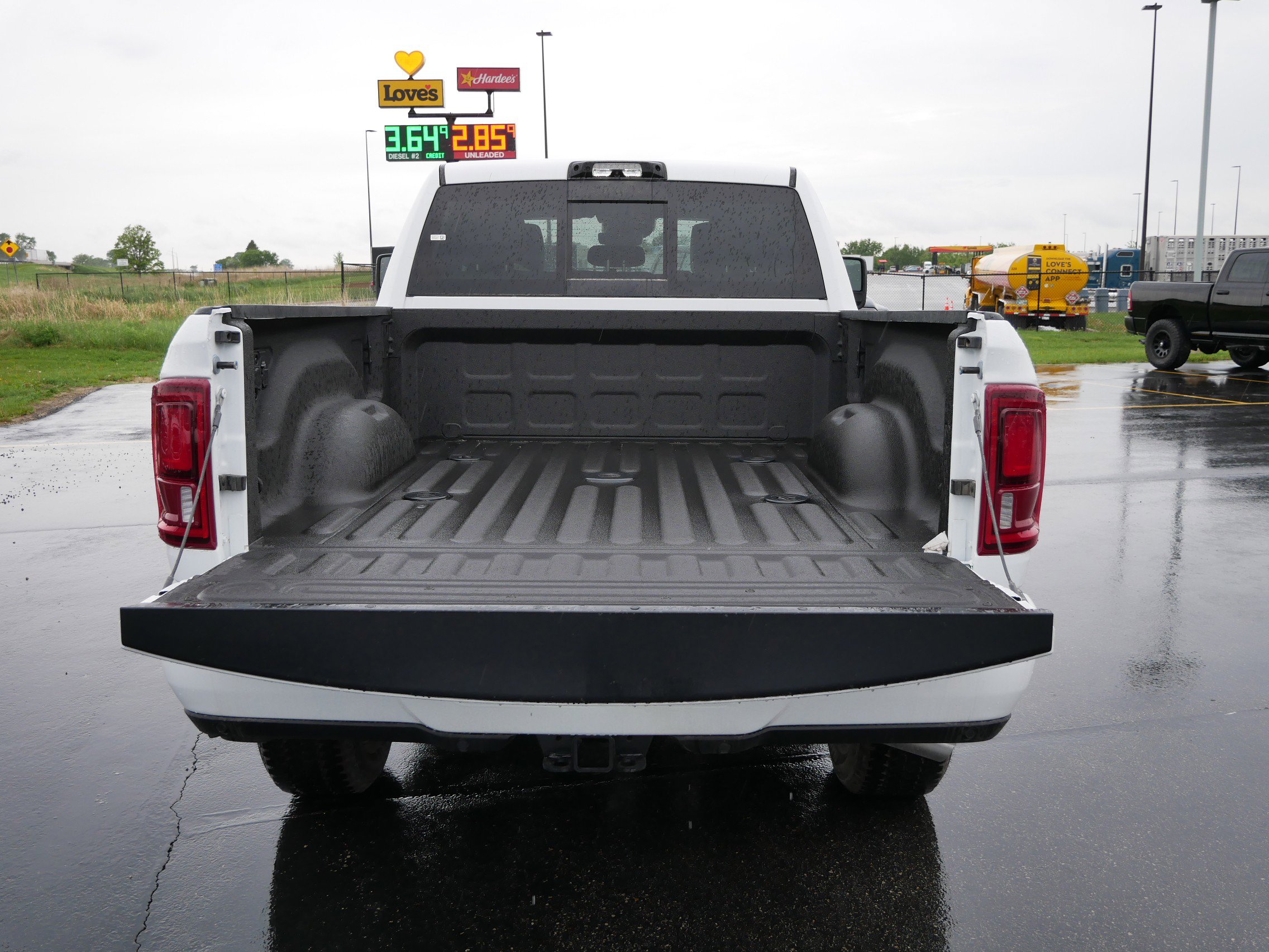 2025 Ram 2500 Limited photo 4