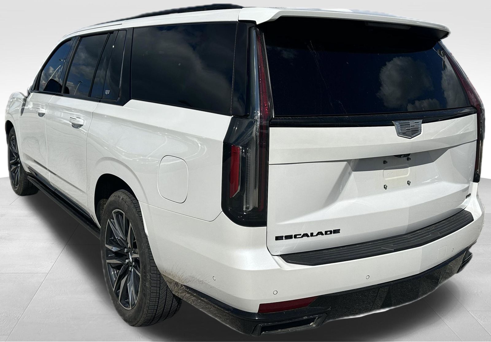 2023 Cadillac Escalade ESV Sport photo 2