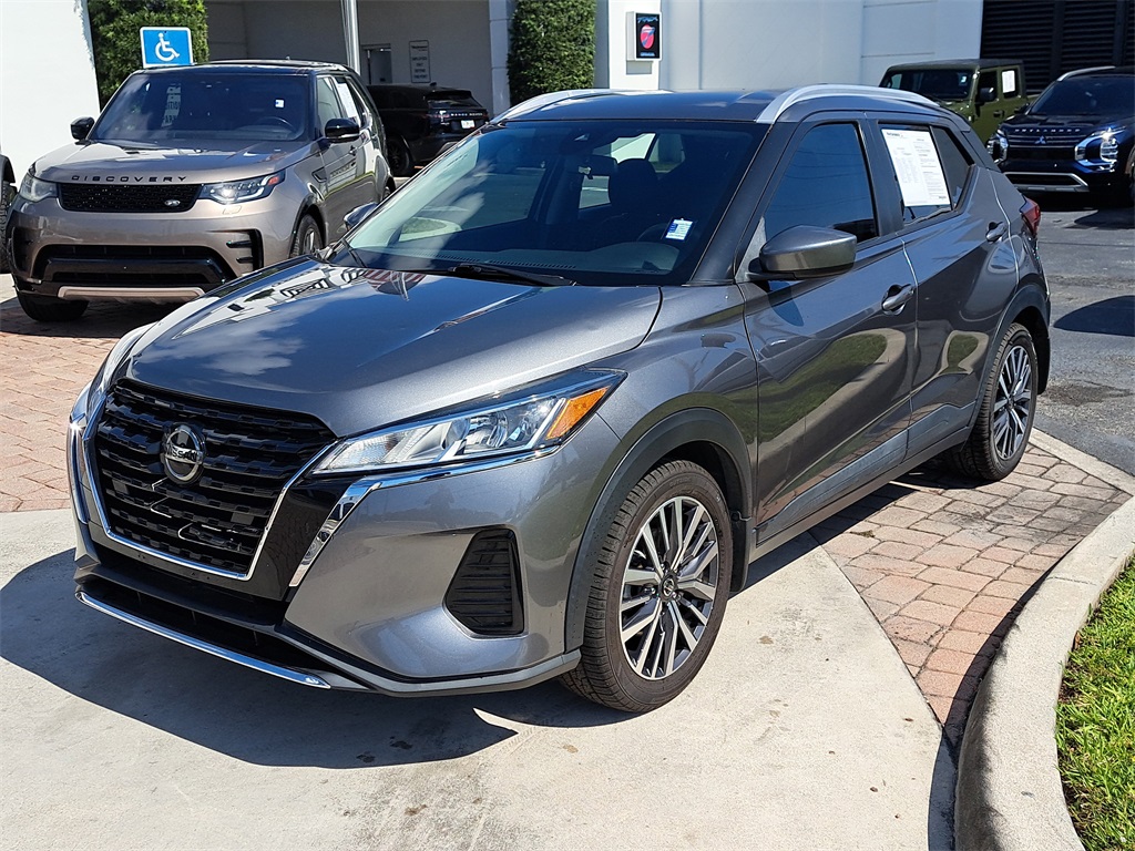 2021 Nissan Kicks SV photo 3