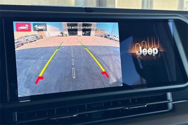 2025 Jeep Wrangler Sahara photo 3