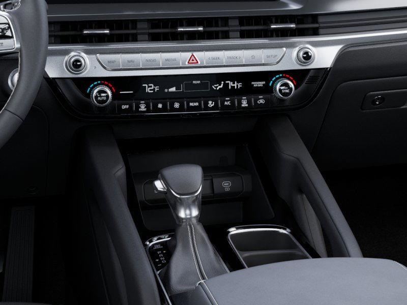 2025 Kia Telluride LX photo 20