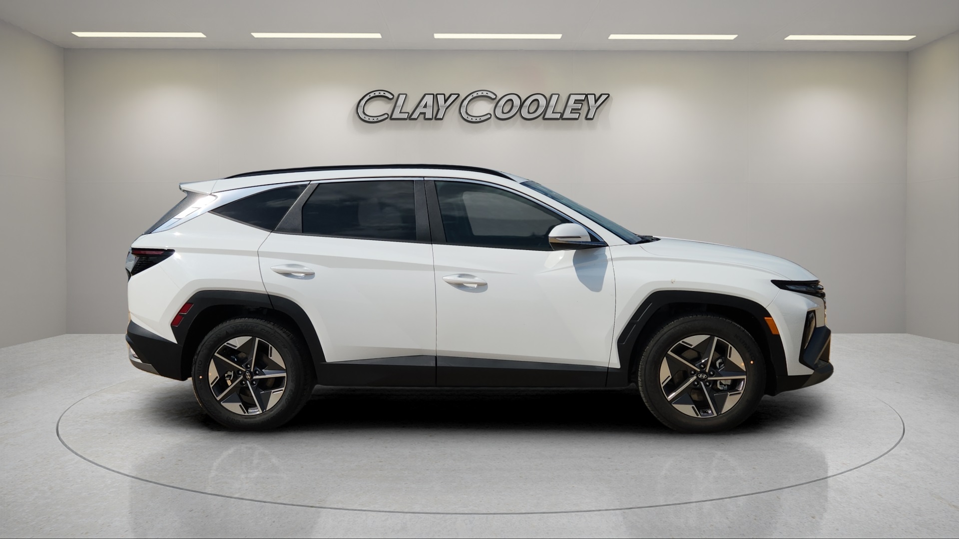2026 Hyundai Tucson SEL Convenience photo 2