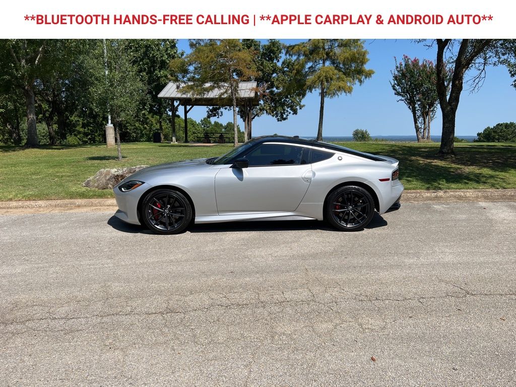 2025 Nissan Z Performance photo 4