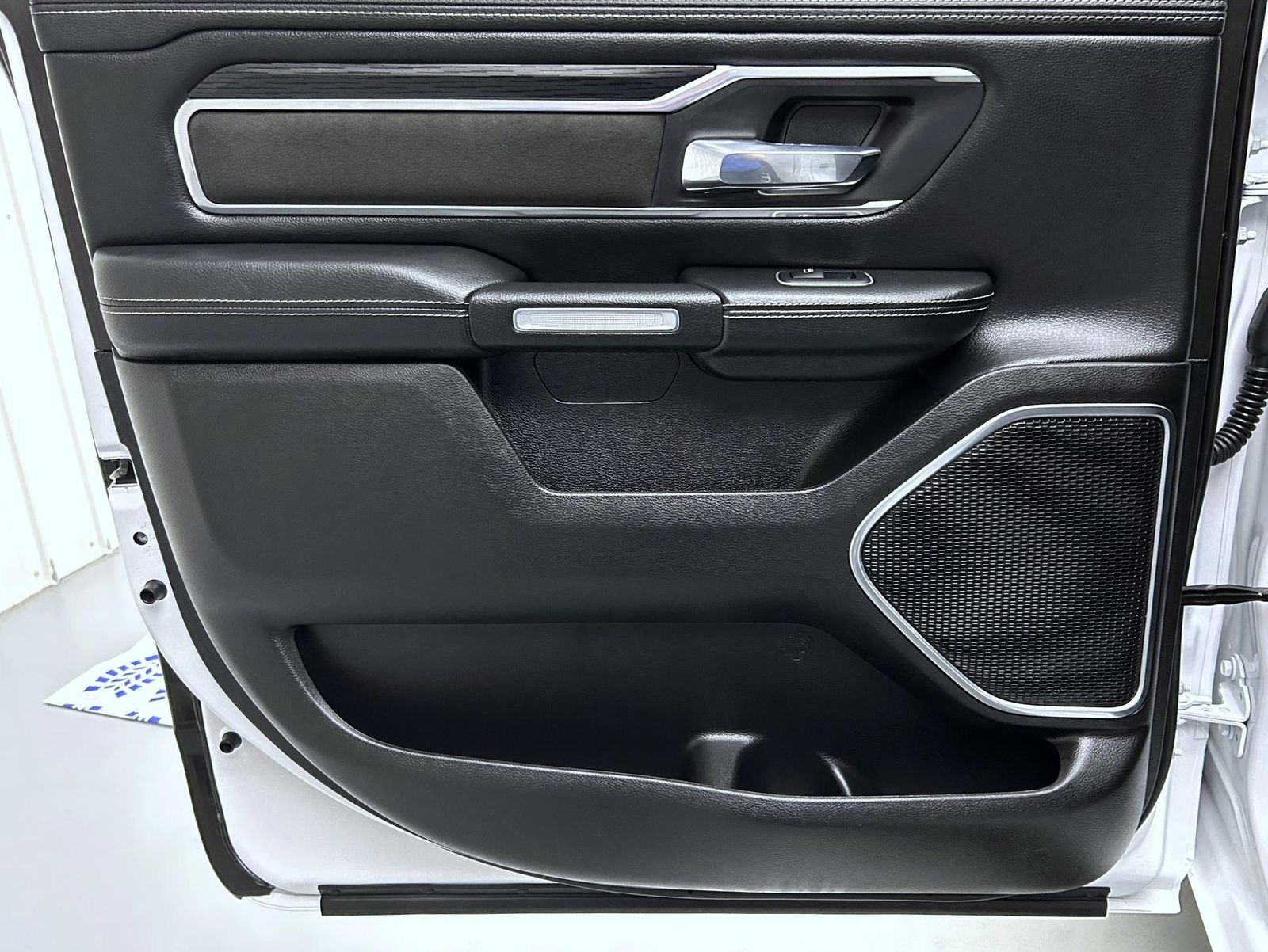 2023 Ram 1500 Laramie photo 19