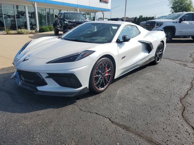 2023 Chevrolet Corvette Stingray 3LT photo 2