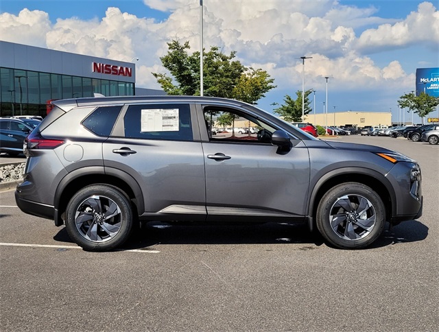 2026 Nissan Rogue SV photo 2