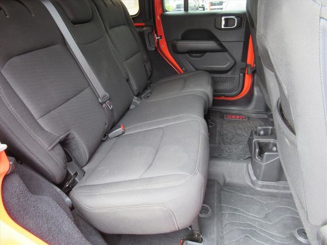 2019 Jeep Wrangler Unlimited Sahara photo 26