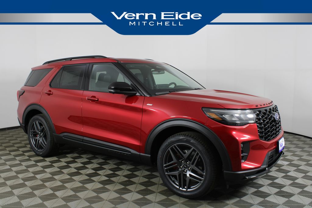 2026 Ford Explorer ST-LINE's photo