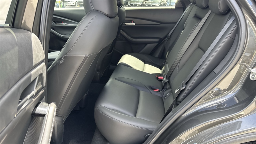 2025 Mazda CX-30 2.5 S Preferred photo 30