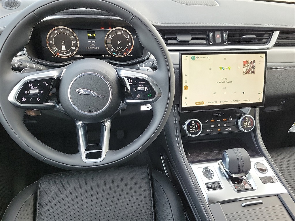 2025 Jaguar F-PACE P250 photo 5