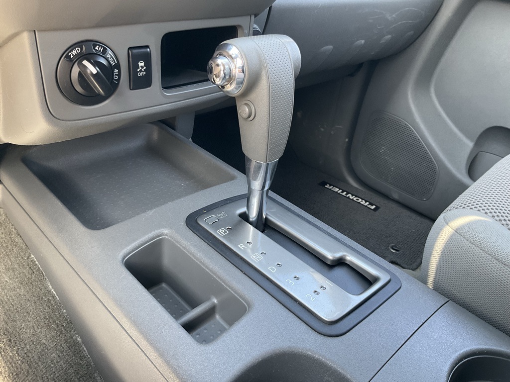 2018 Nissan Frontier SV photo 7