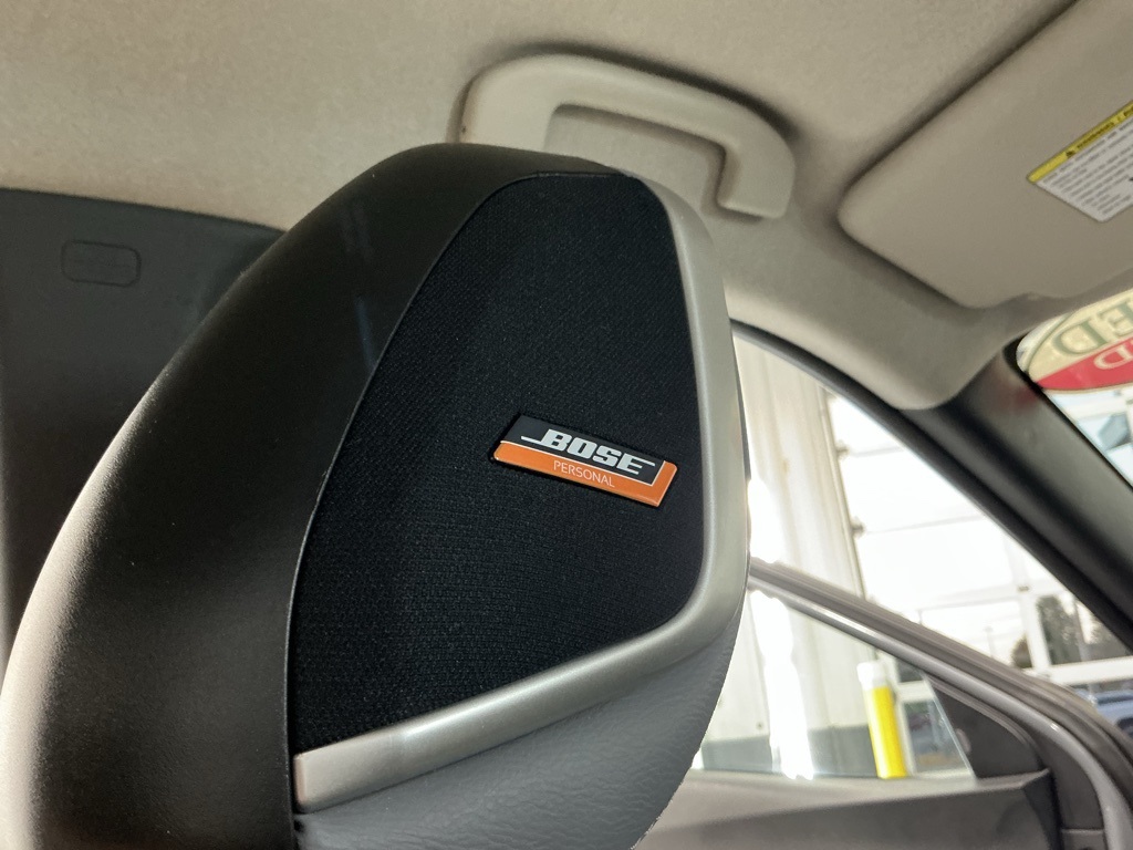 2023 Nissan Kicks SR photo 4