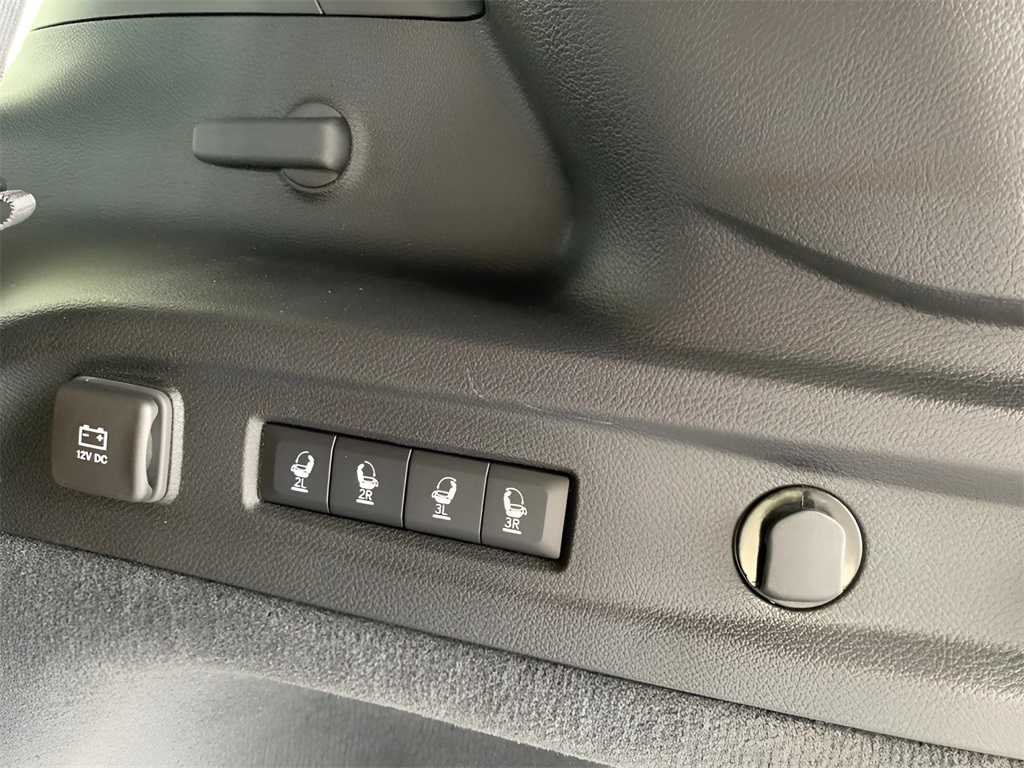 2025 Jeep Grand Cherokee L Summit photo 18
