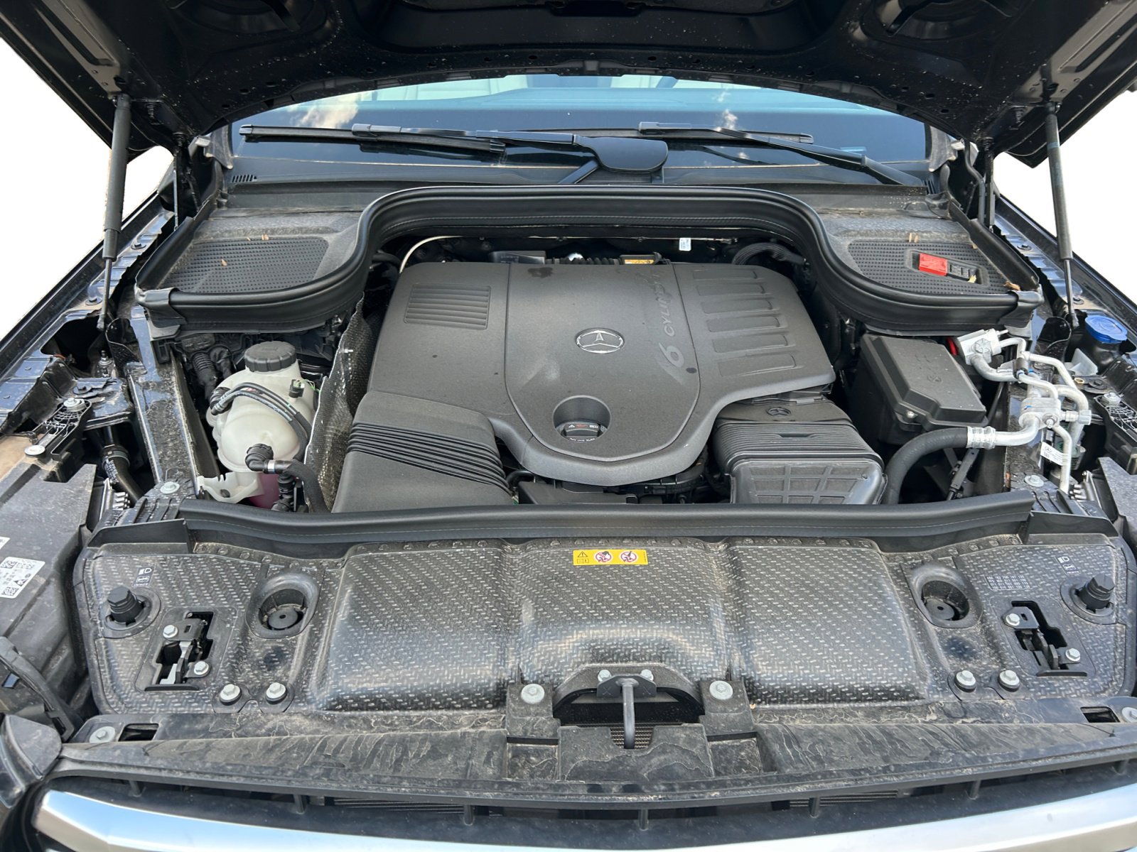 2025 Mercedes Benz GLS 450 4MATIC photo 21