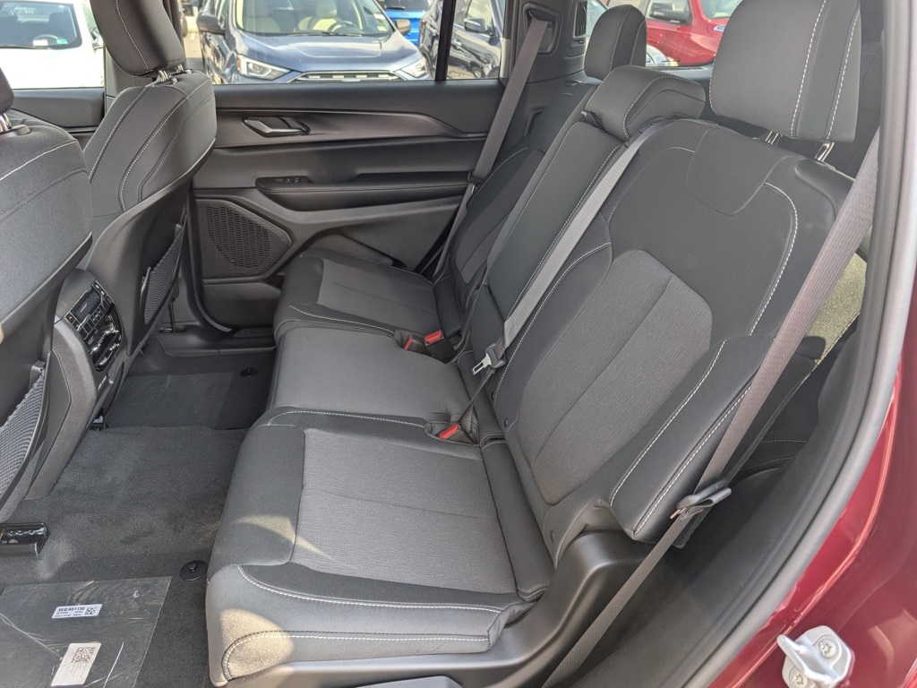 2025 Jeep Grand Cherokee L photo 36