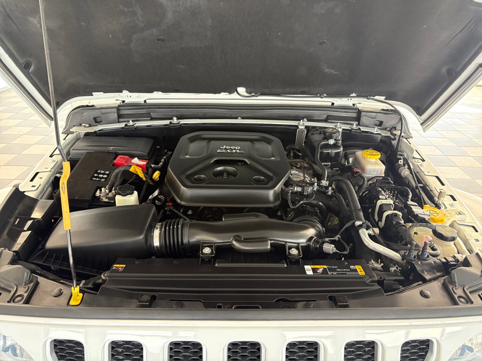 2021 Jeep Wrangler Unlimited Sahara photo 6