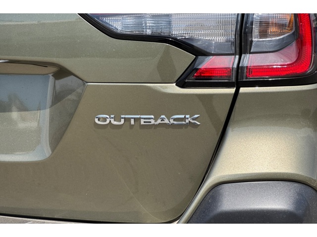 2025 Subaru Outback Limited photo 24