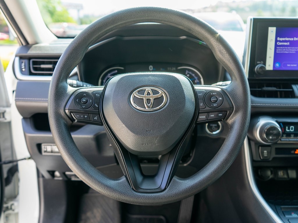 2023 Toyota RAV4 Hybrid photo 7