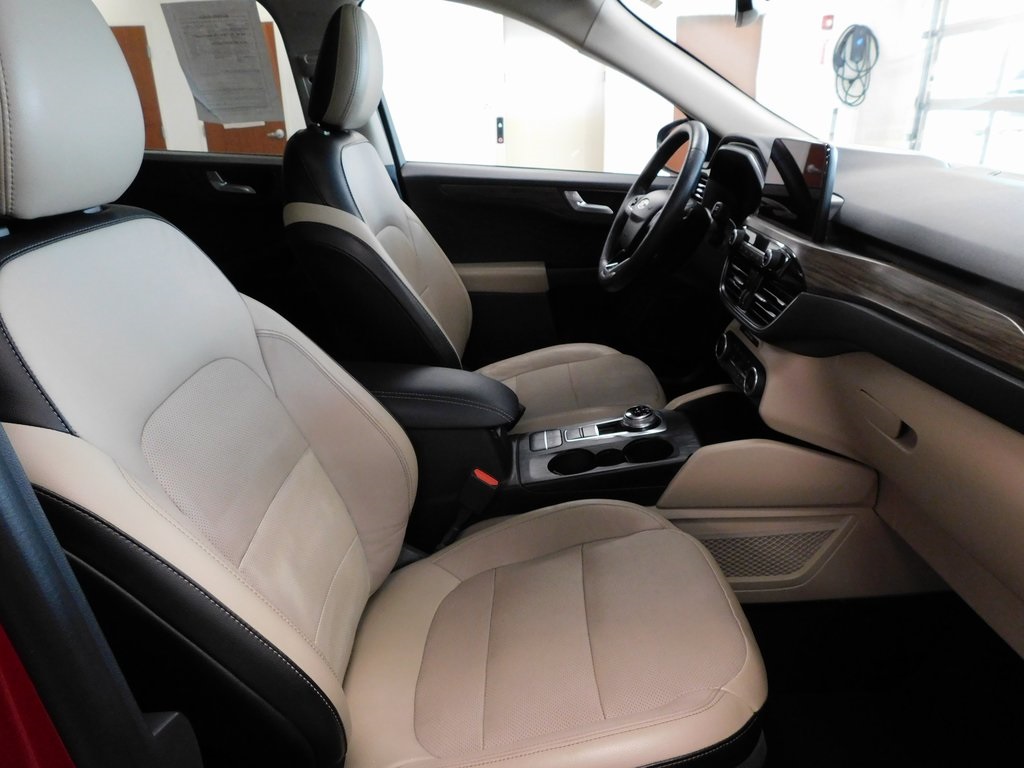 2020 Ford Escape Titanium photo 54