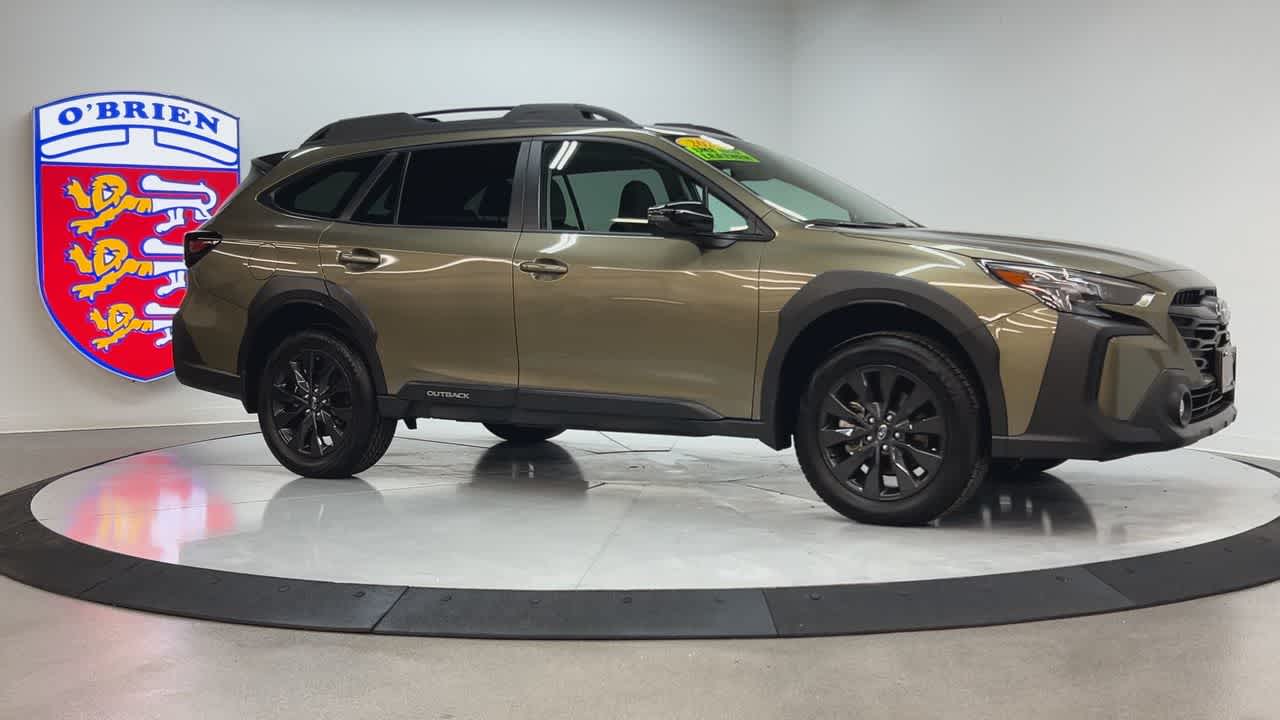 2025 Subaru Outback Onyx Edition photo 3