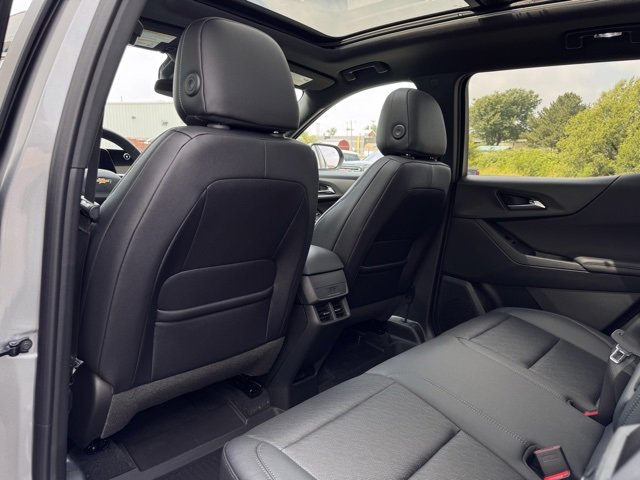2026 Chevrolet Equinox LT photo 6
