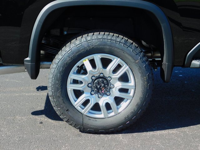 2025 Chevrolet Silverado 2500HD High Country photo 10