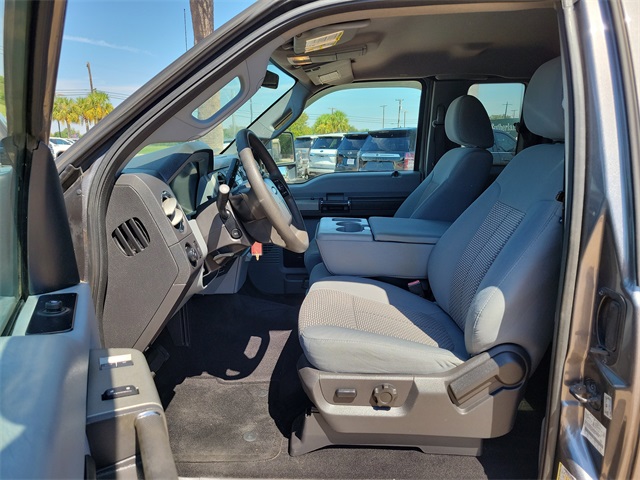 2011 Ford F-250 photo 7