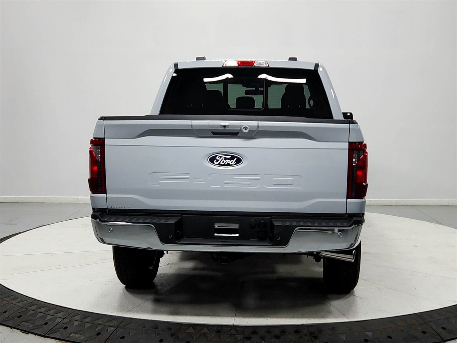 2025 Ford F-150 XLT photo 4