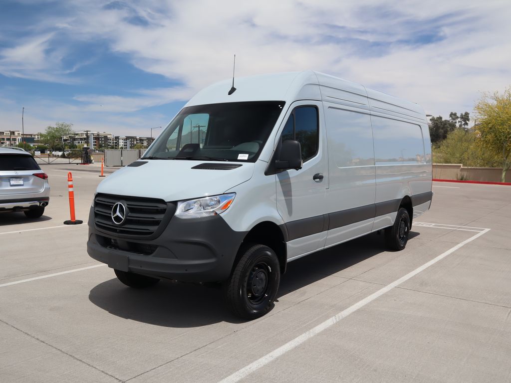2025 Mercedes-Benz Sprinter Cargo Van Base's photo