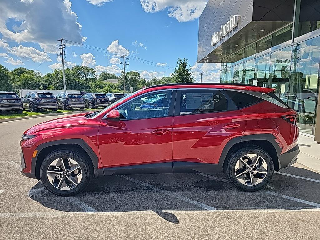 2026 Hyundai Tucson SEL photo 2