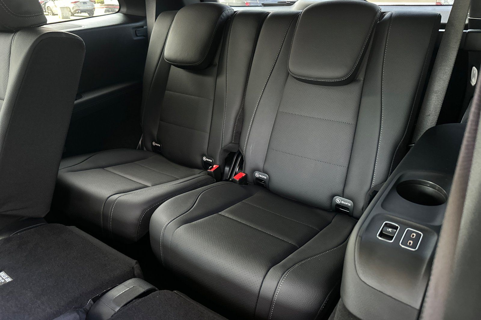 2025 Mercedes Benz GLS 450 4MATIC photo 34