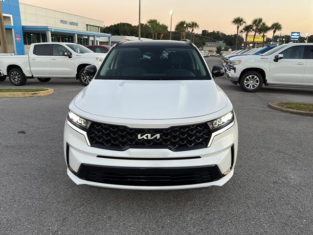 2023 Kia Sorento S photo 2