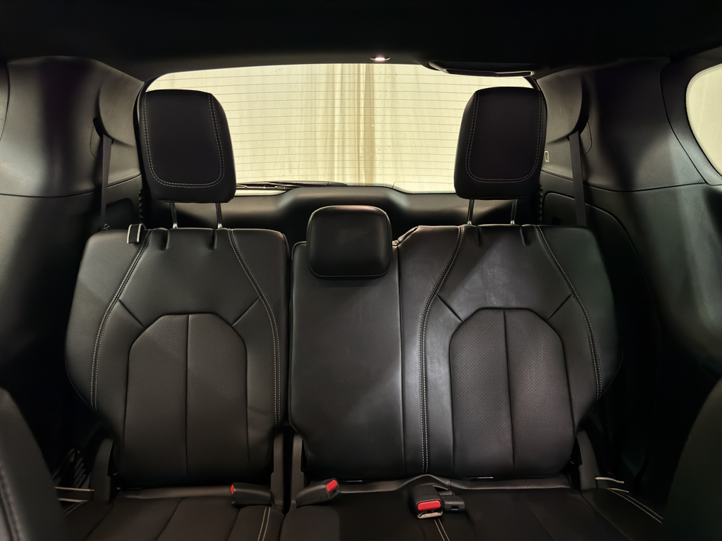 2026 Chrysler Pacifica photo 12