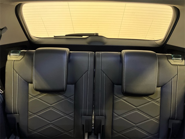 2026 Volkswagen Atlas SE photo 11