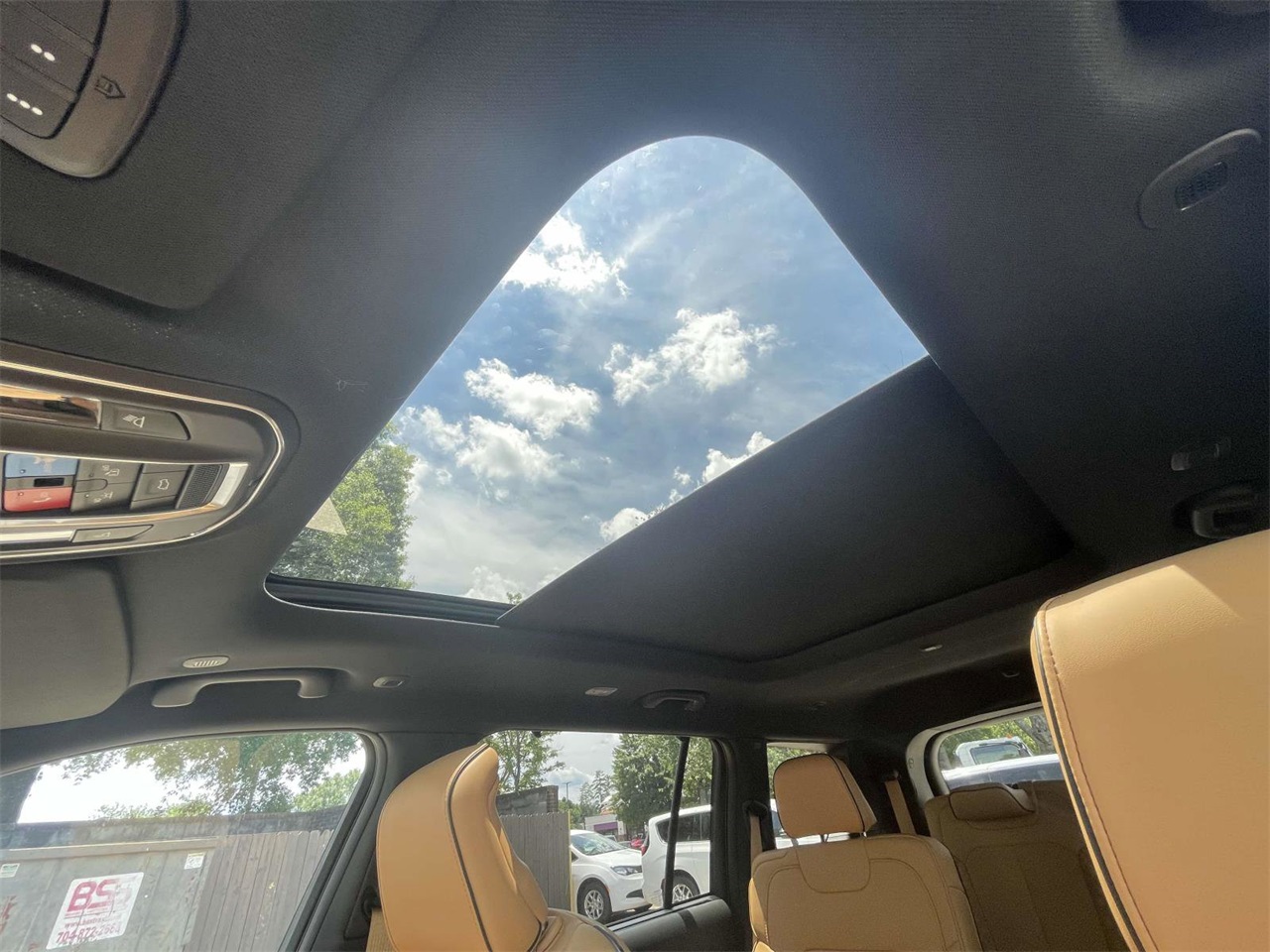 2025 Jeep Grand Cherokee L Summit photo 15